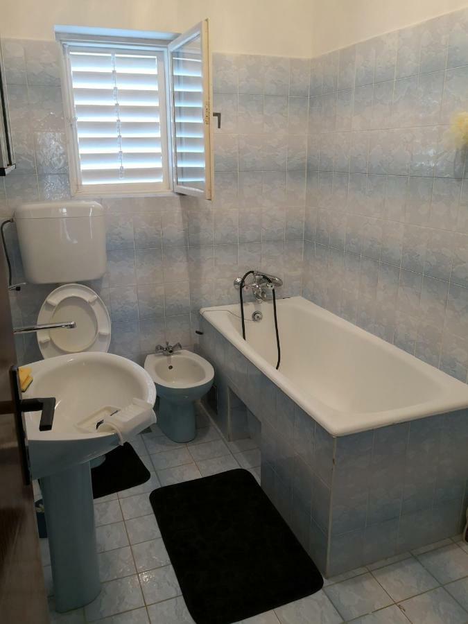 Apartman Juraga Apartment Murter Exterior photo